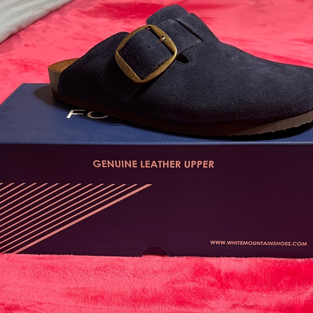 NWB White Mountain Big Easy Navy sz10